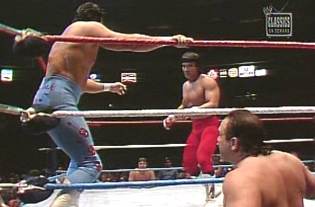 Honky Tonk Man vs. Ricky Steamboat